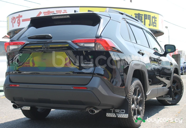 Toyota RAV4 Черный