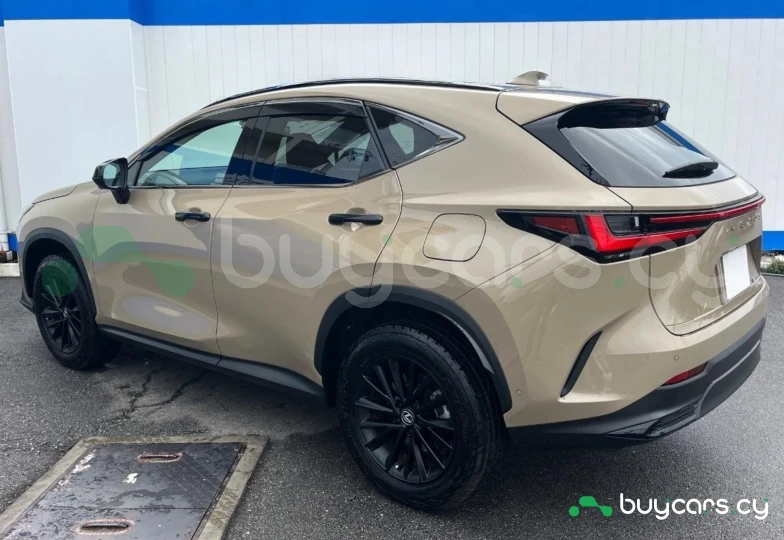 Lexus NX Бежевый