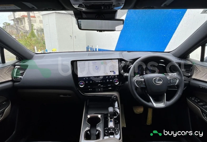 Lexus NX Бежевый