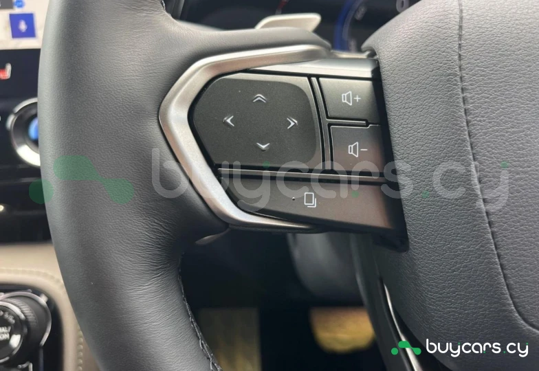 Lexus NX Бежевый