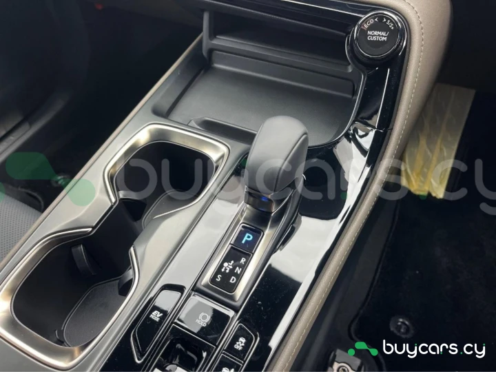 Lexus NX Бежевый