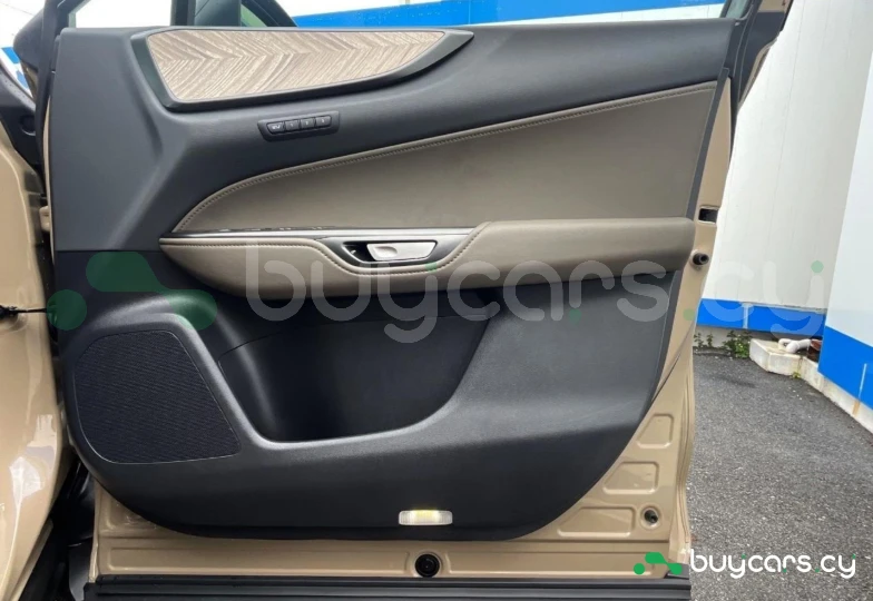 Lexus NX Бежевый