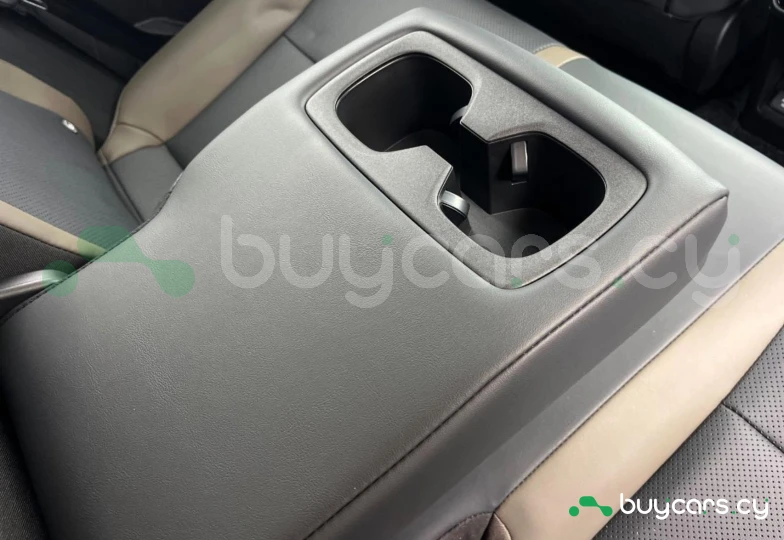 Lexus NX Бежевый