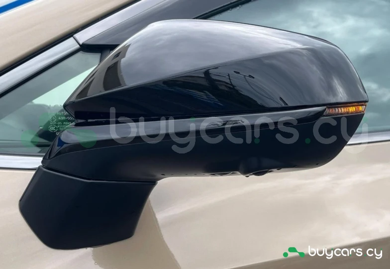 Lexus NX Бежевый