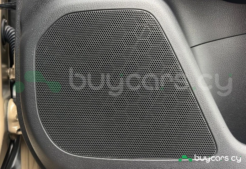 Lexus NX Бежевый