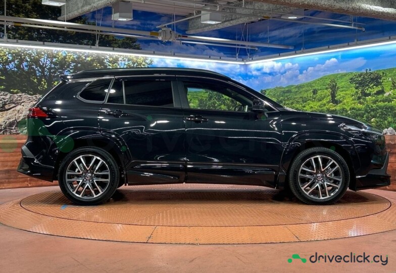 Toyota Corolla Cross Black