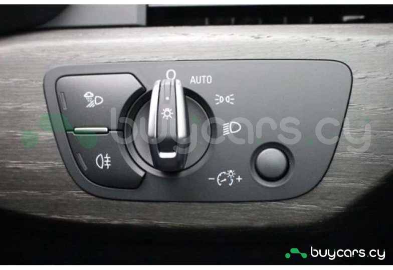 Audi A4 Черный