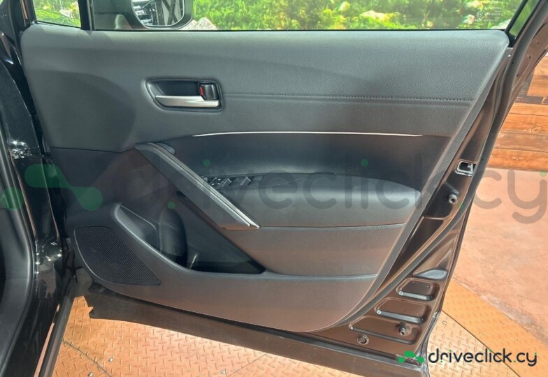 Toyota Corolla Cross Black
