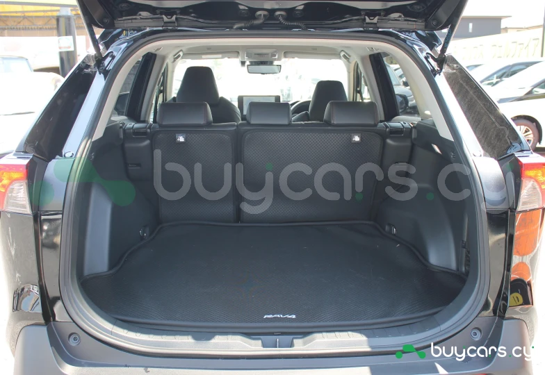 Toyota RAV4 Черный