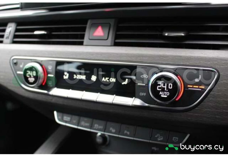 Audi A4 Черный