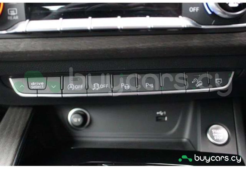 Audi A4 Черный