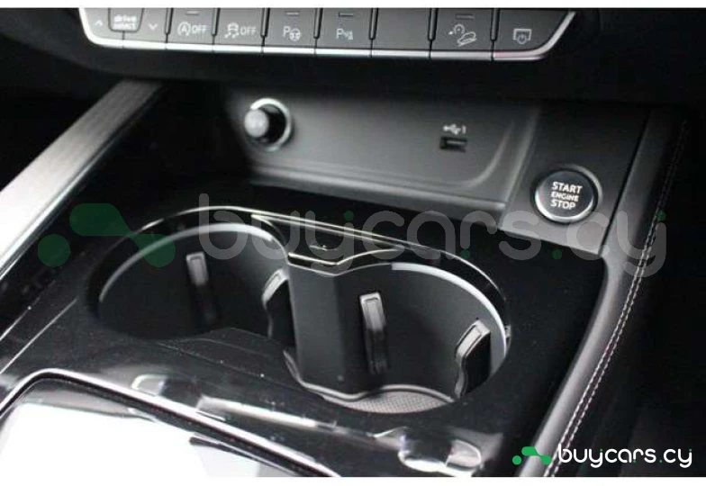 Audi A4 Черный