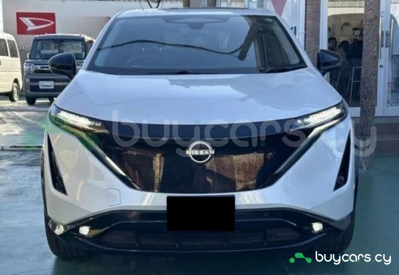 Nissan Ariya White