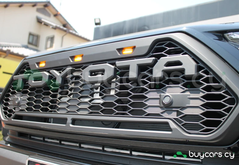 Toyota RAV4 Черный