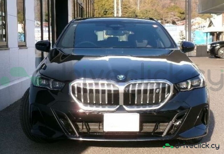 BMW i5 Black