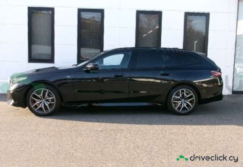 BMW i5 Black