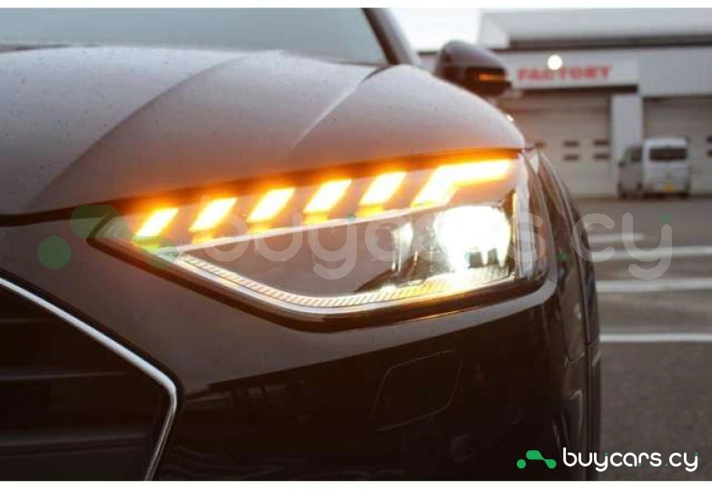 Audi A4 Черный