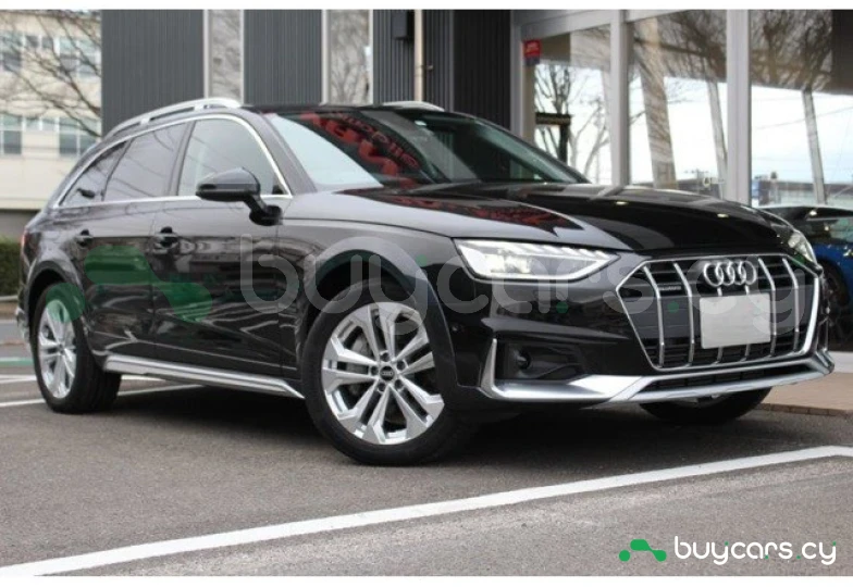 Audi A4 Черный