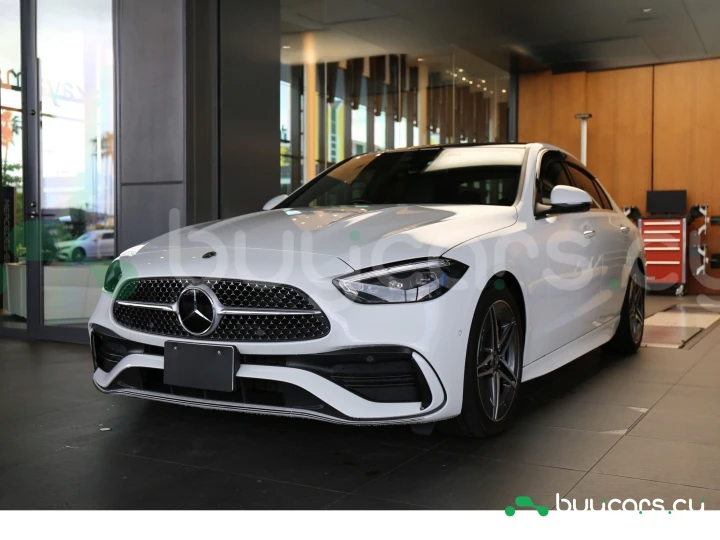 Mercedes C-class Белый