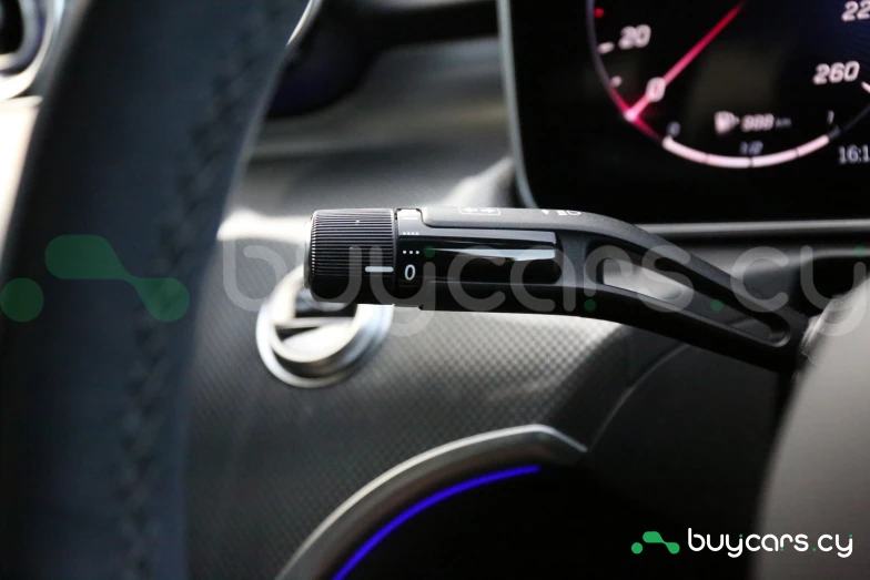 Mercedes C-class Белый