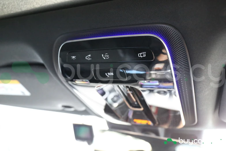 Mercedes C-class Белый