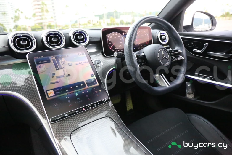 Mercedes C-class Белый