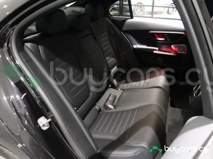 Mercedes C-class Black