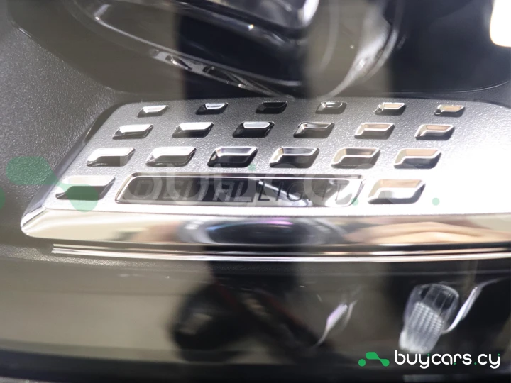 Mercedes C-class Black