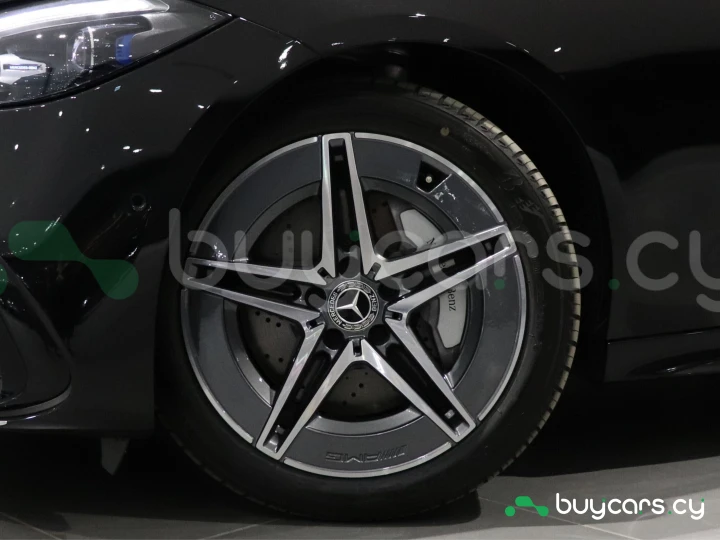 Mercedes C-class Black