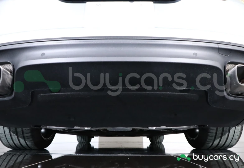 Porsche Panamera Серый