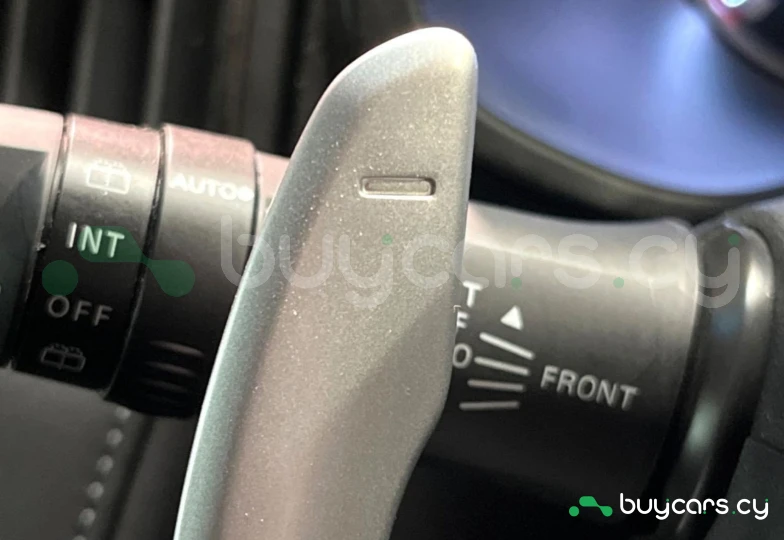 Mitsubishi Delica d:5 White