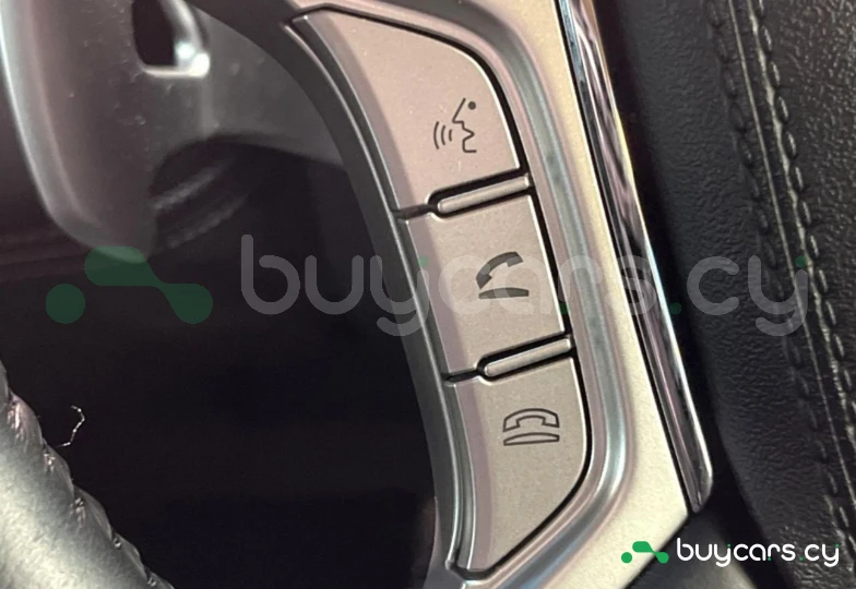 Mitsubishi Delica d:5 White