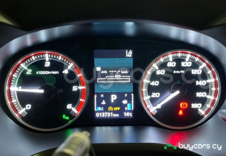 Mitsubishi Delica d:5 White