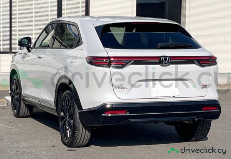 Honda Vezel White