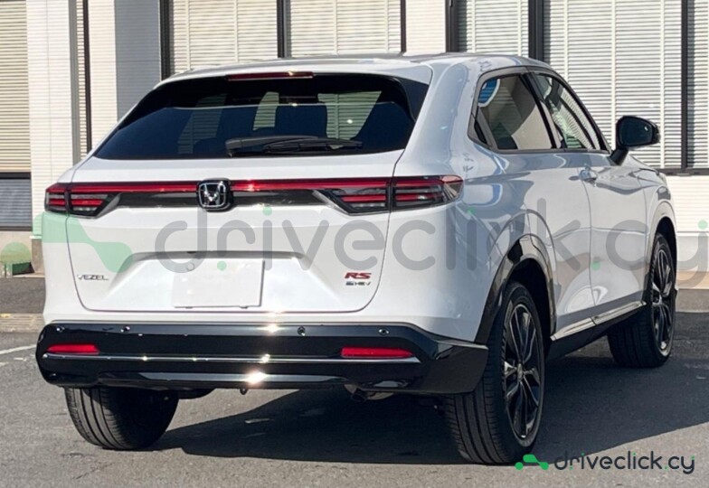 Honda Vezel White