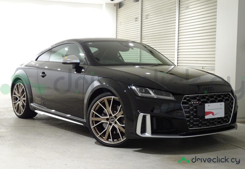 Audi TTS Черный
