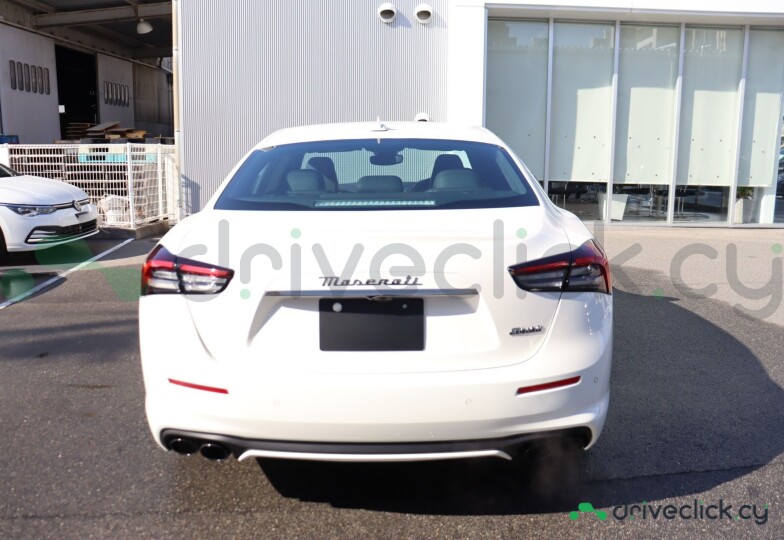 Maserati Ghibli White