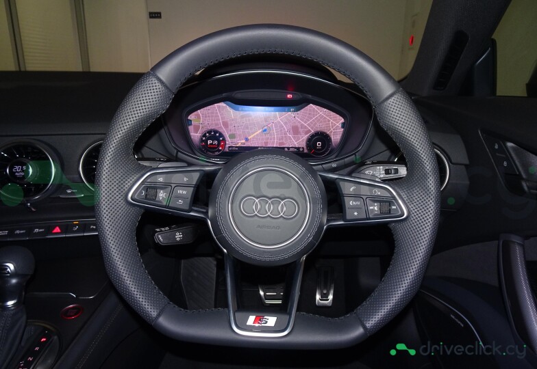 Audi TTS Черный