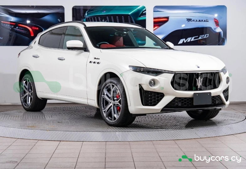 Maserati Levante White