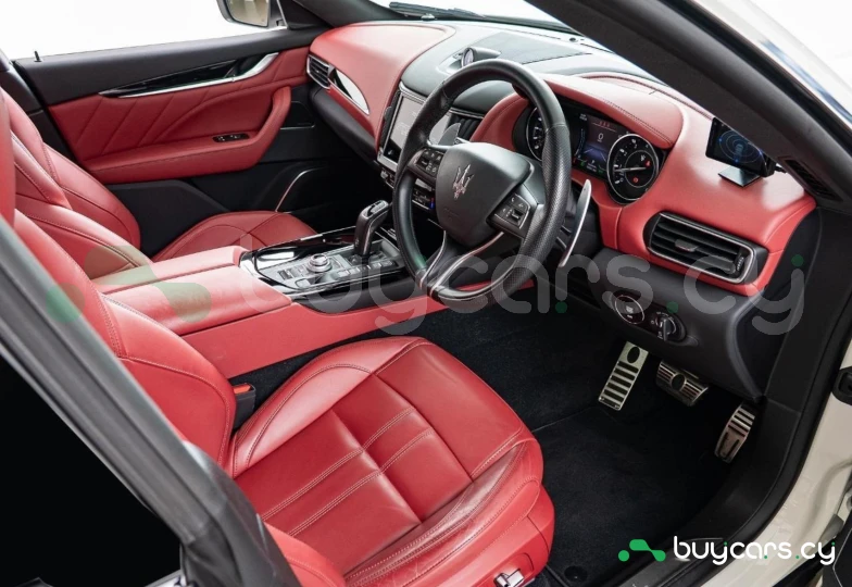 Maserati Levante White