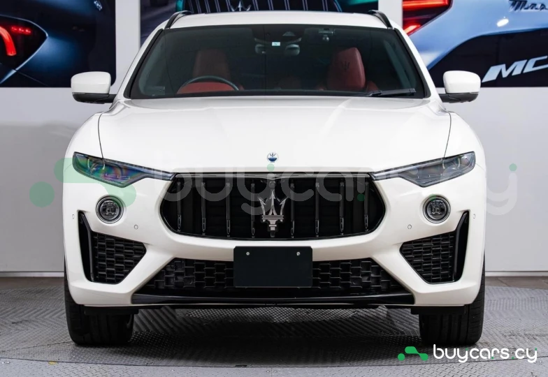 Maserati Levante White