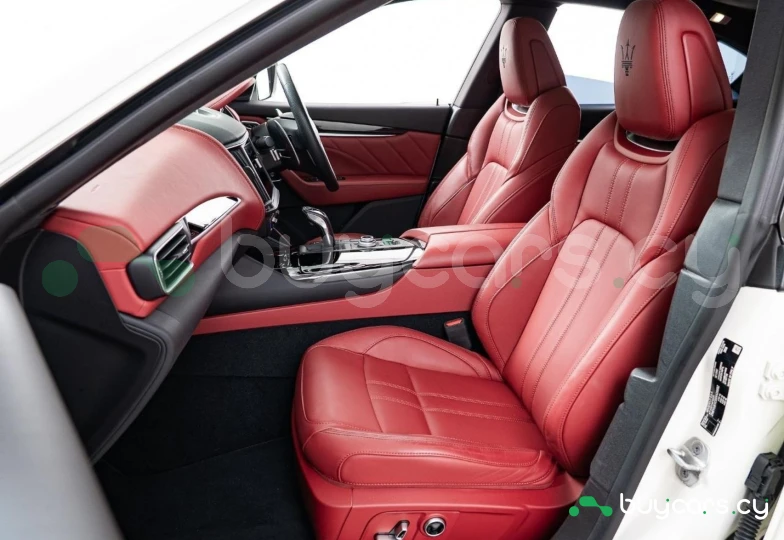 Maserati Levante White