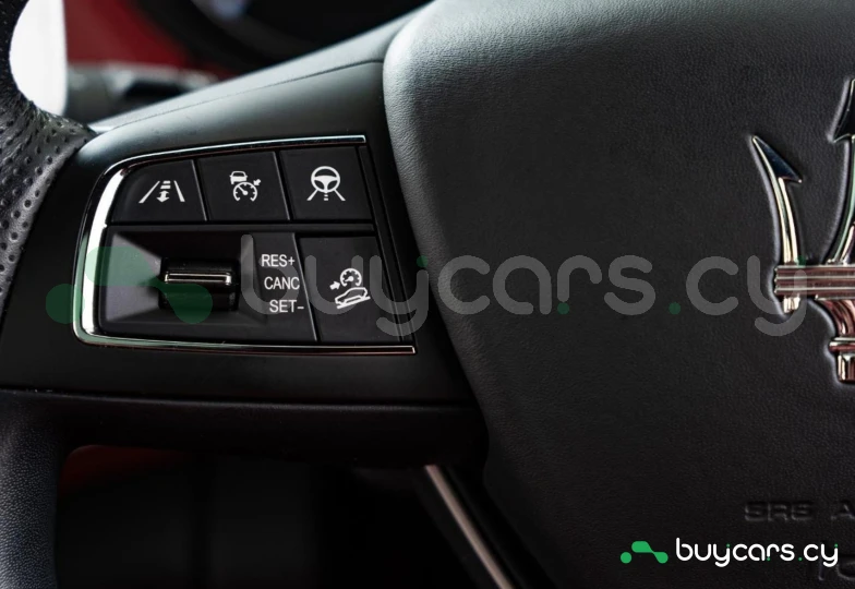 Maserati Levante White