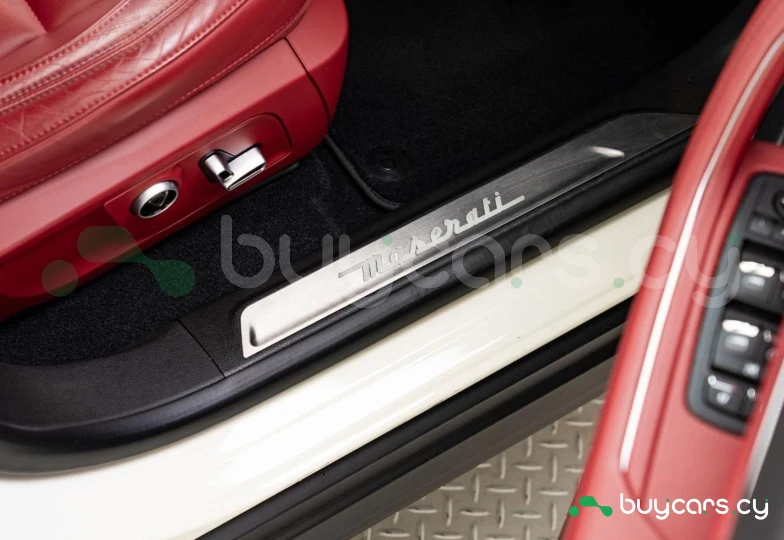 Maserati Levante White