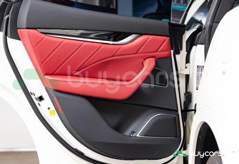 Maserati Levante White