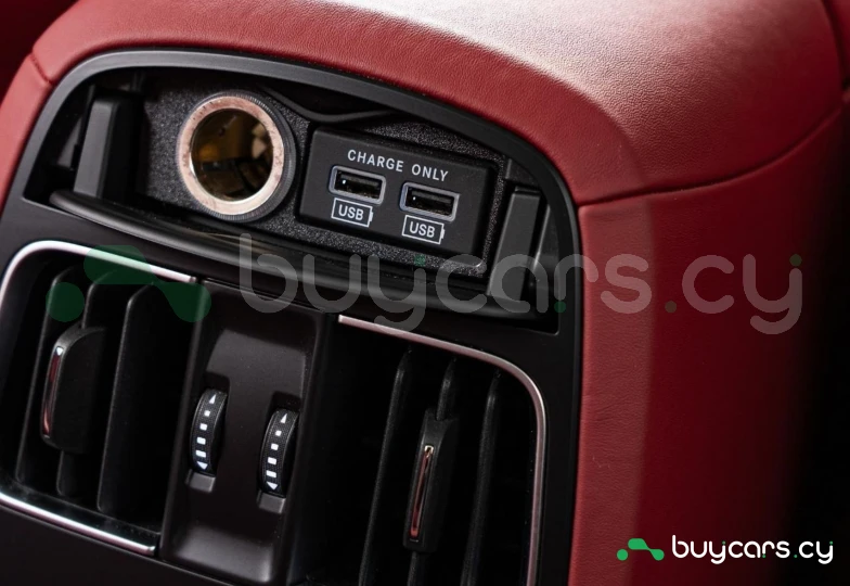 Maserati Levante White