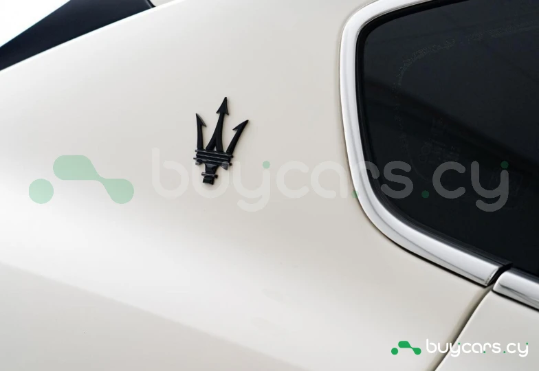 Maserati Levante White