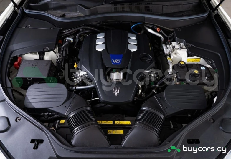 Maserati Levante White