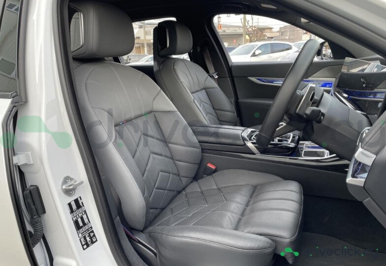 BMW 7 series Grey
