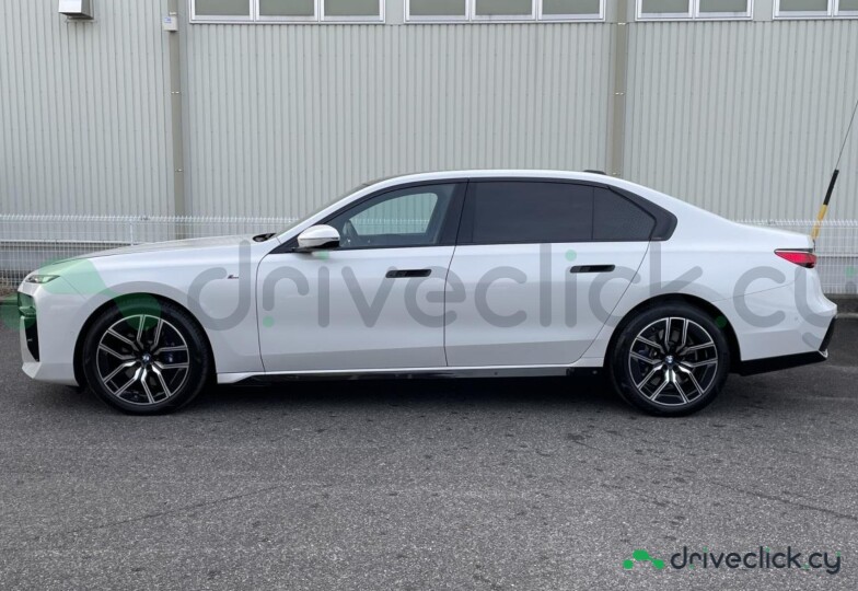 BMW 7 series Grey